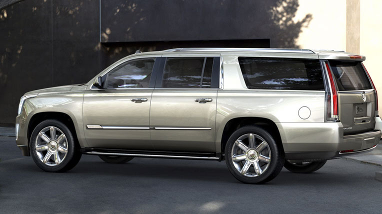 Navigator-vs-Escalade-14.jpg