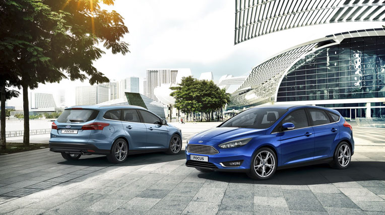 ford-focus-2014%20(16).jpg