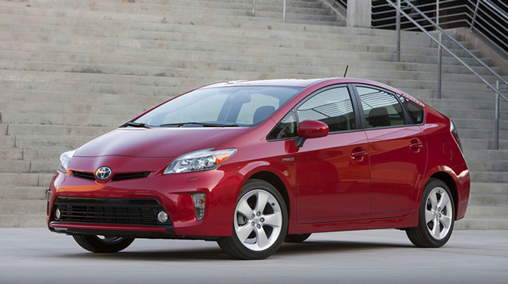 2013-toyota-prius.jpg