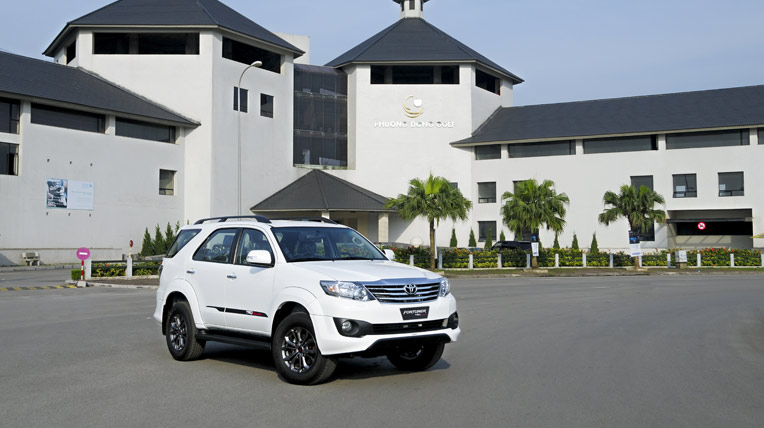 Toyota-Fortuner-TRD-(32)-1.jpg