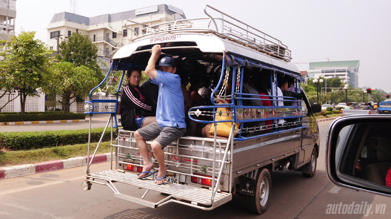 “Hiến kế” giảm xe máy ở Việt Nam