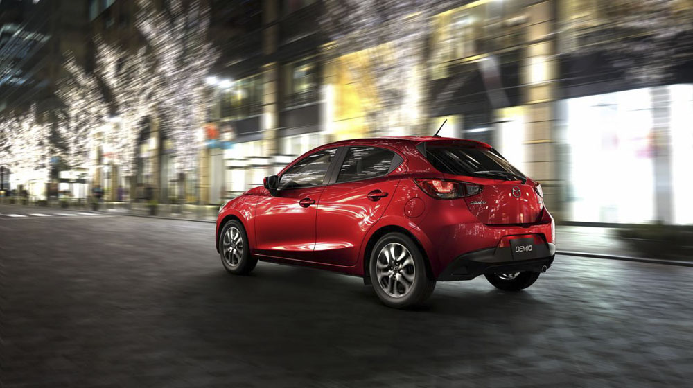 mazda2-2015%20(14).jpg