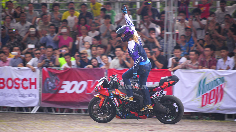 motul-stunt-fest-2014%20(20).jpg