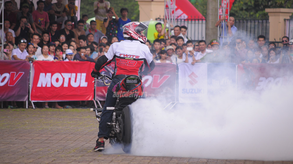 motul-stunt-fest-2014%20(5).jpg