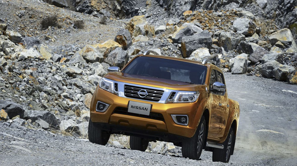 nissan-navara-2015%20(1).jpg