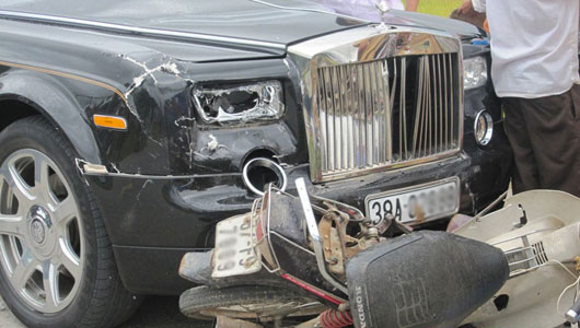 rolls-royce-rong-gap-nan.jpg