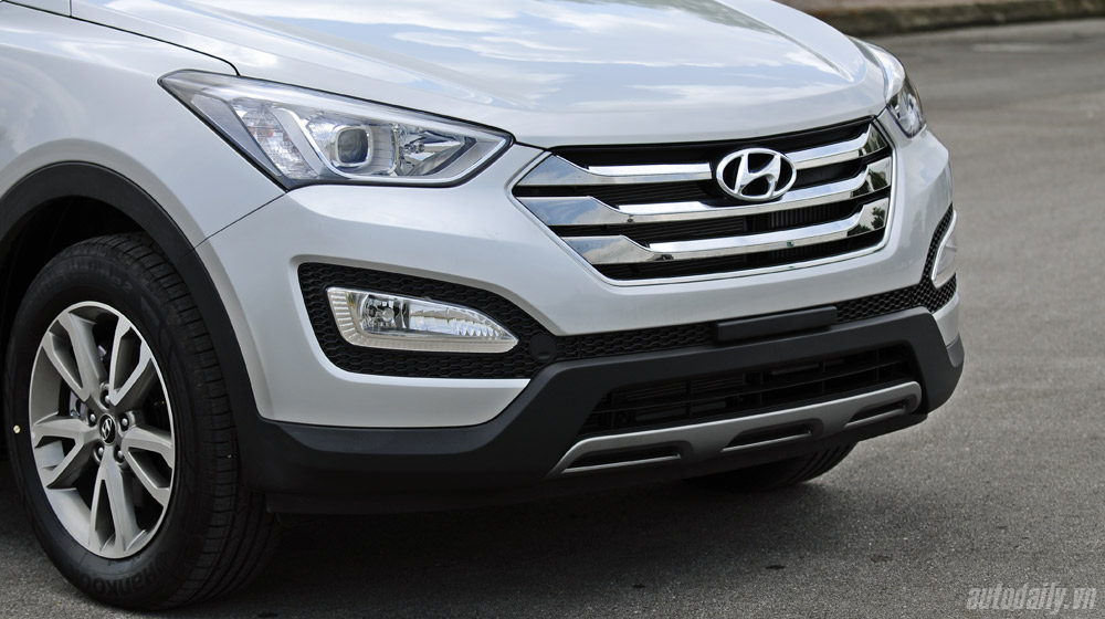 Xe Hyundai SantaFe 2014 vượt mọi đối thủ  MedicarVietnam