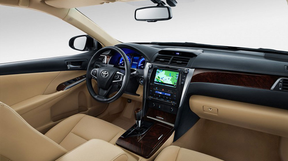 2015-Toyota-Camry-23.jpg