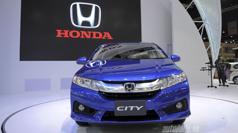 honda-city-2014-bangkok-motor-show%20(2).jpg