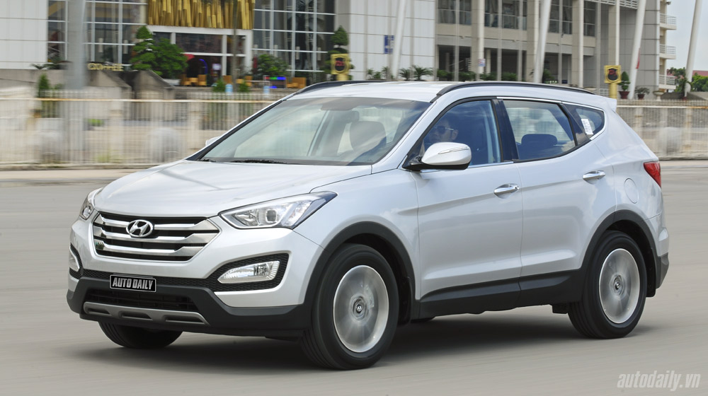 Hyundai-Santafe-2014%20(10).jpg