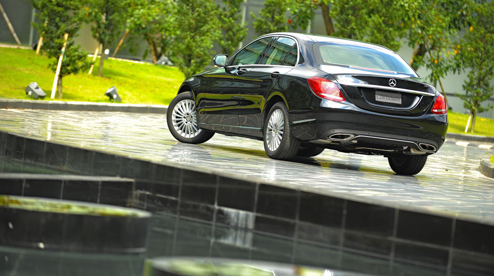 Mercedes-benz-C250-Exclusive-(1).jpg