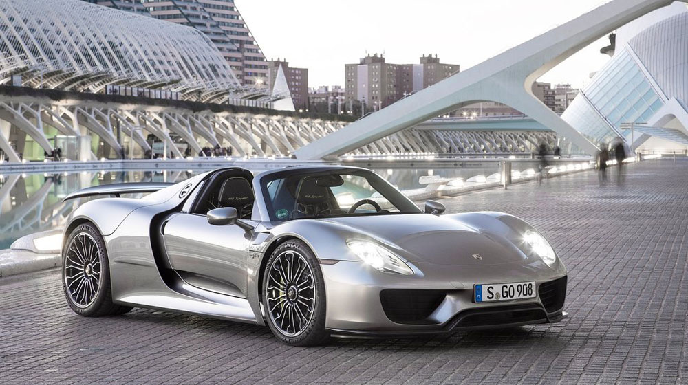 Porsche-918_Spyder_2015.jpg