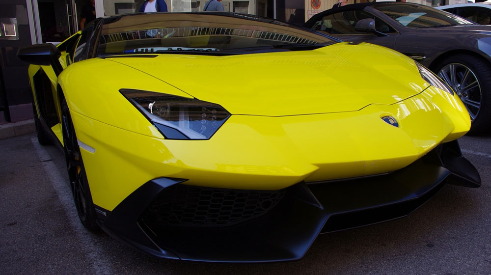 Lamborghini%20Aventador%20LP720-4%20Roadster%2050%20Anniversario%20(2).jpg