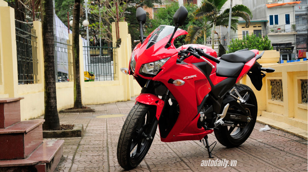 Honda CBR300R 2015 "giá mềm" tại Việt Nam
