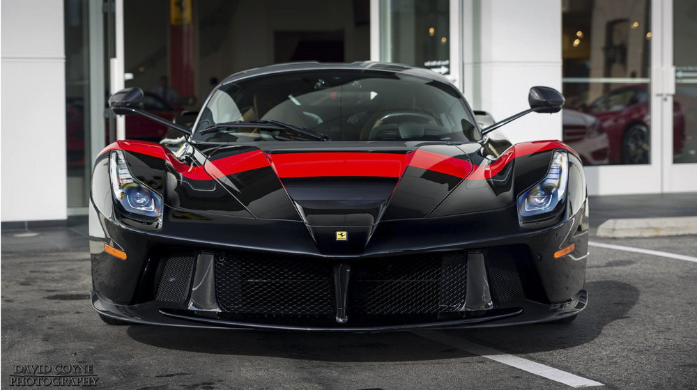 Ferrari-LaFerrari-2%20copy%20copy.jpg