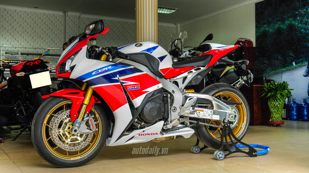 CBR1000RR%20Sp%202014%20(25).jpg