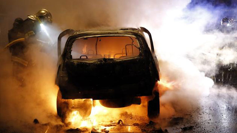 autodaily-burn-car-(2).jpg