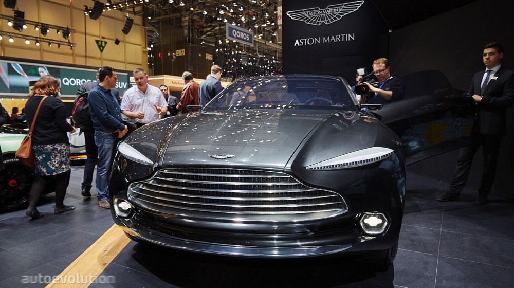 aston-martin-picked-geneva-to-launch-its-electric-dbx-concept-live-photos_3-(1).jpg