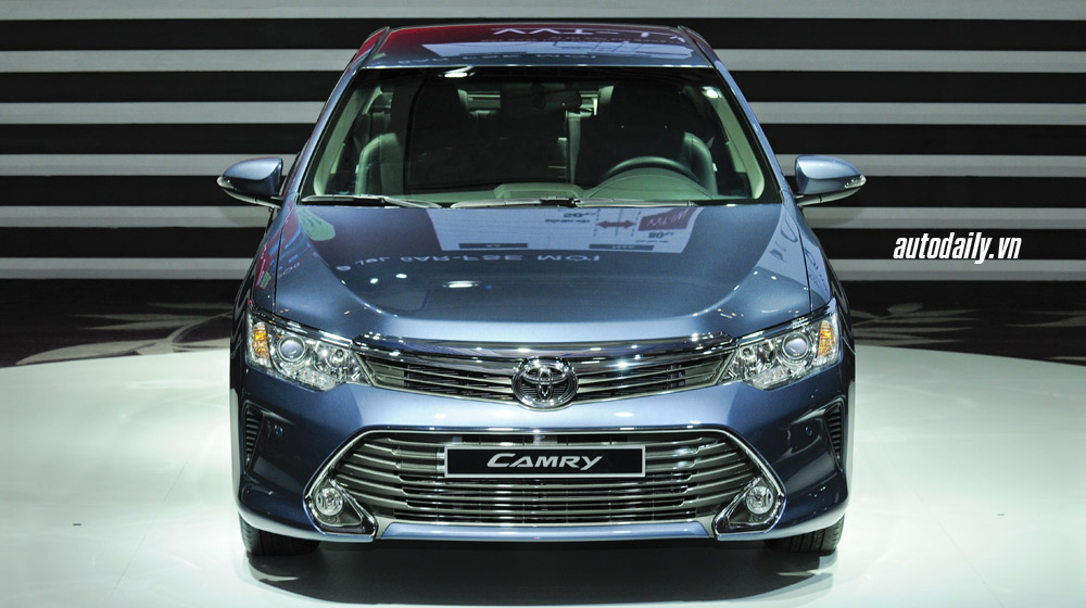 Toyota Camry 2015 có gì để "dọa" các đối thủ?