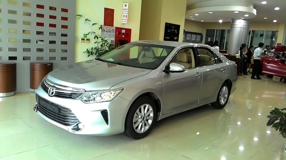 toyota-camry-2015.jpg