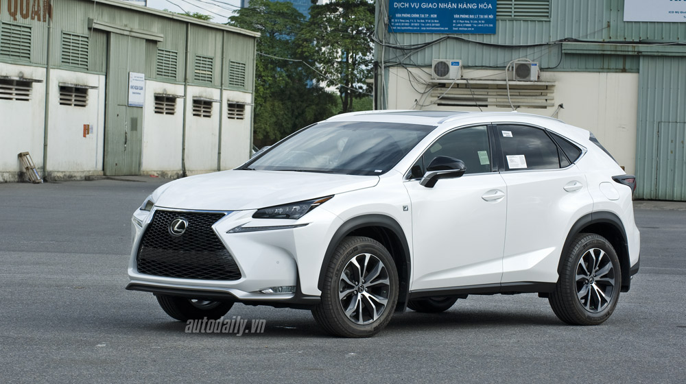 Lexus%20NX200t%20Fsport%20(1).jpg