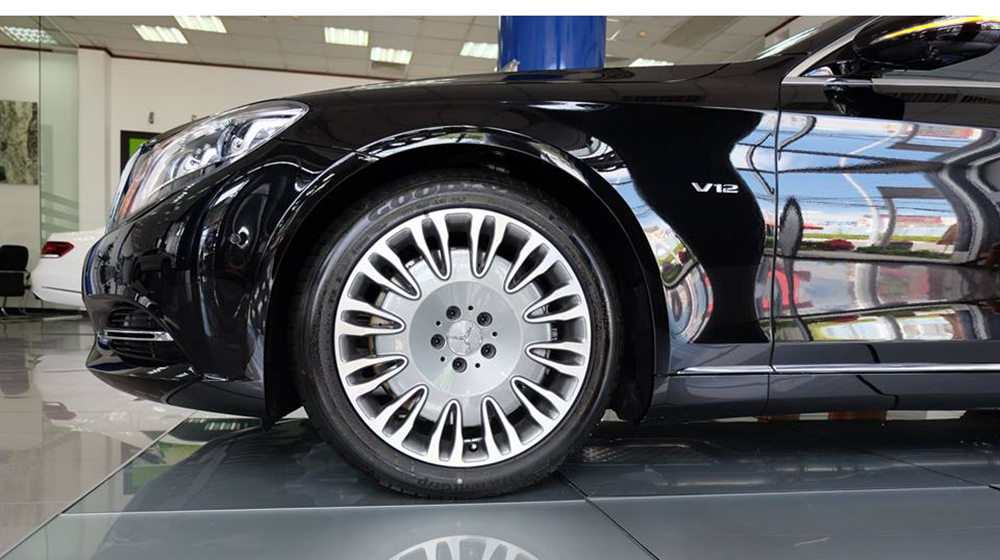 Maybach%20S600%2013%20copy.jpg