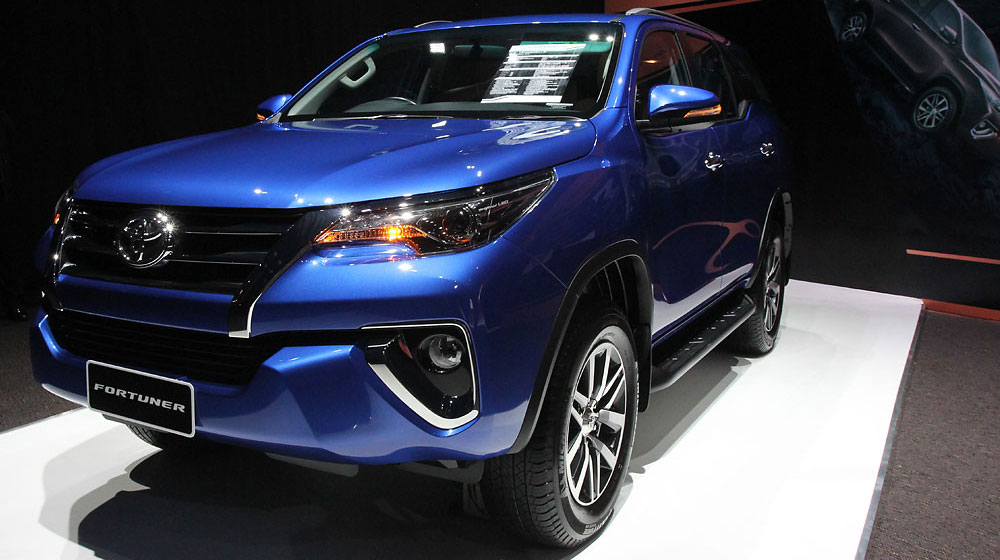 toyota-fortuner-2015-40.jpg