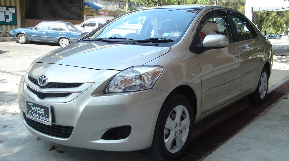 Lỗi cụm bơm túi khí, Toyota Việt Nam triệu hồi gần 4.000 xe