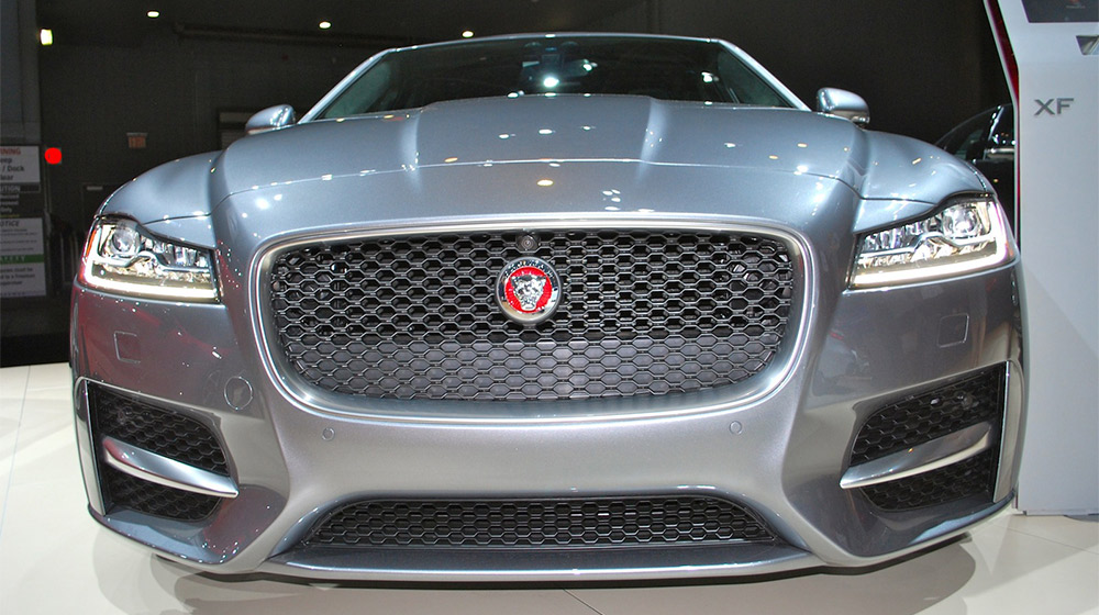 Jaguar-XF-4.jpg