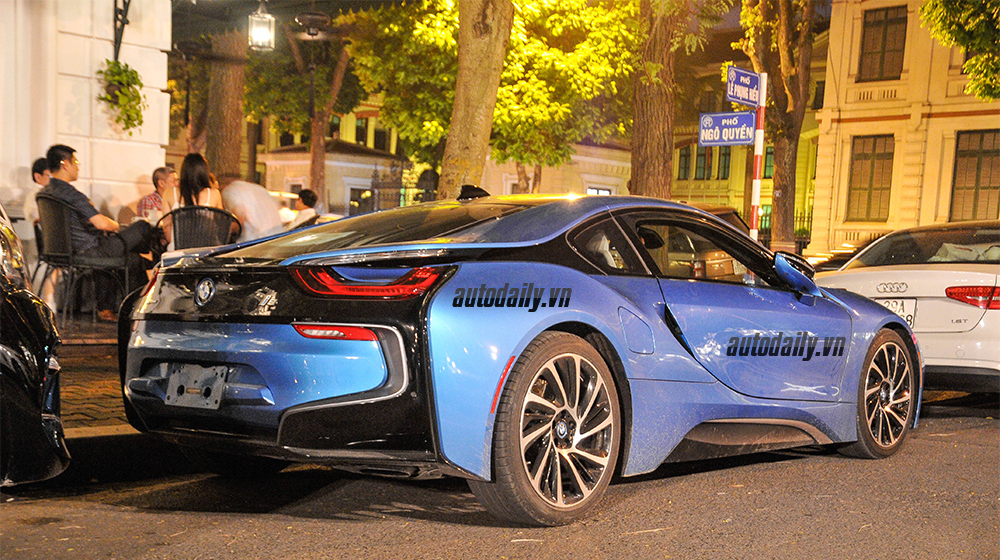 BMW%20i8.jpg