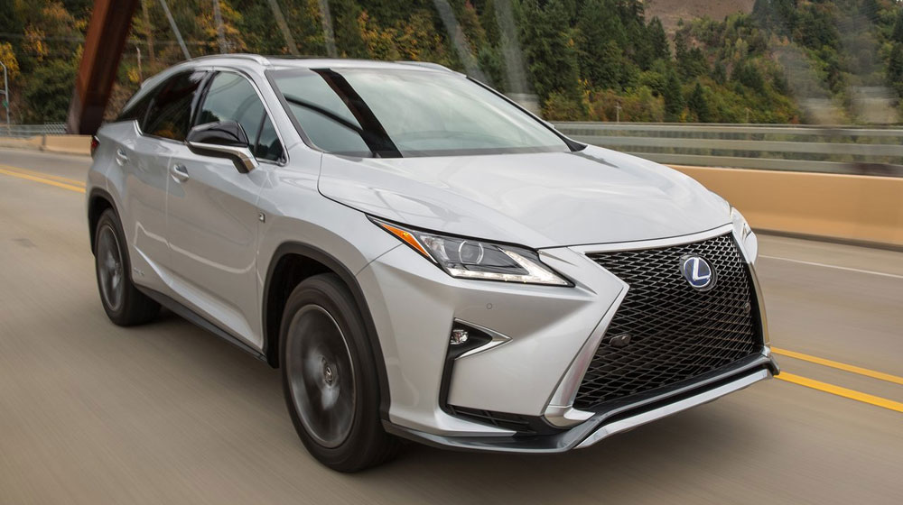 Lexus vẫn là “kẻ thách thức số 1” với bộ ba xe Đức