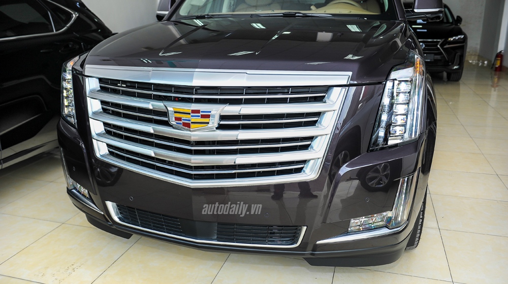 Cadillac%20Escalade%202015%20(12).jpg