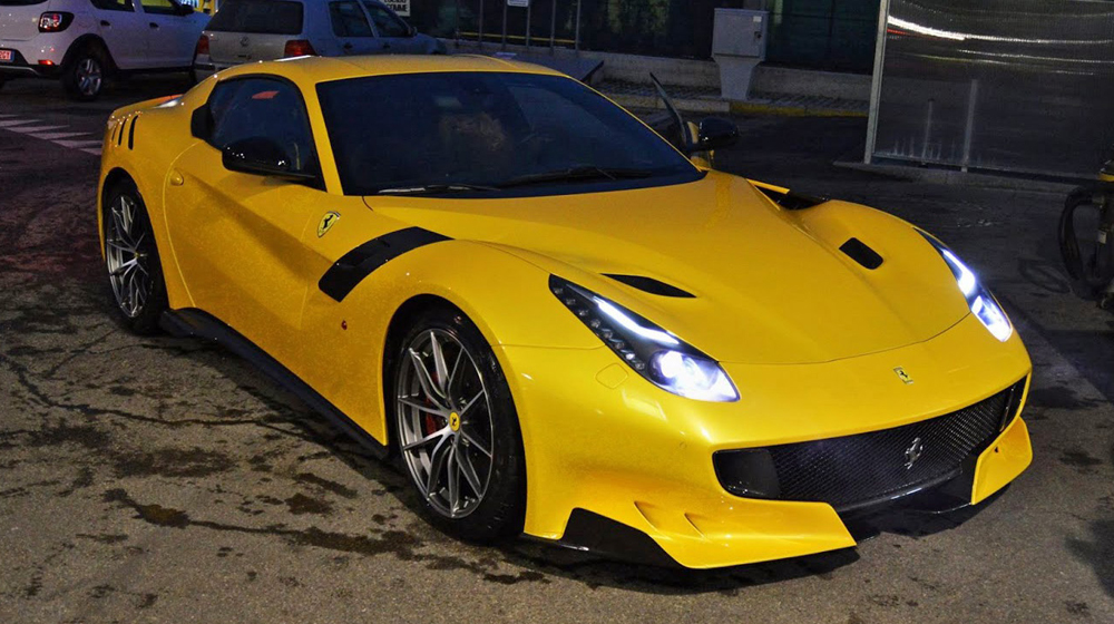 Ferrari%20F12tdf%20(2).JPG