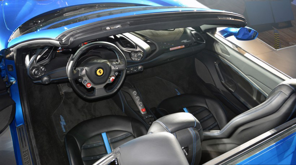 Ferrari-488-Spider-Phuket-24-850x501 copy.JPG