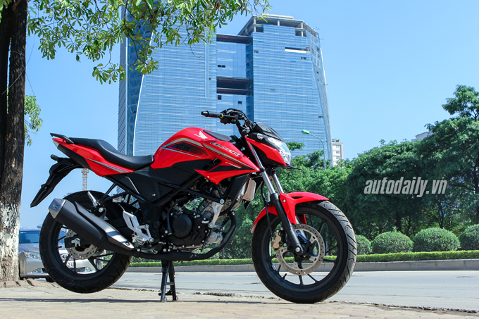 Honda%20CB150R%202016%20(24).JPG