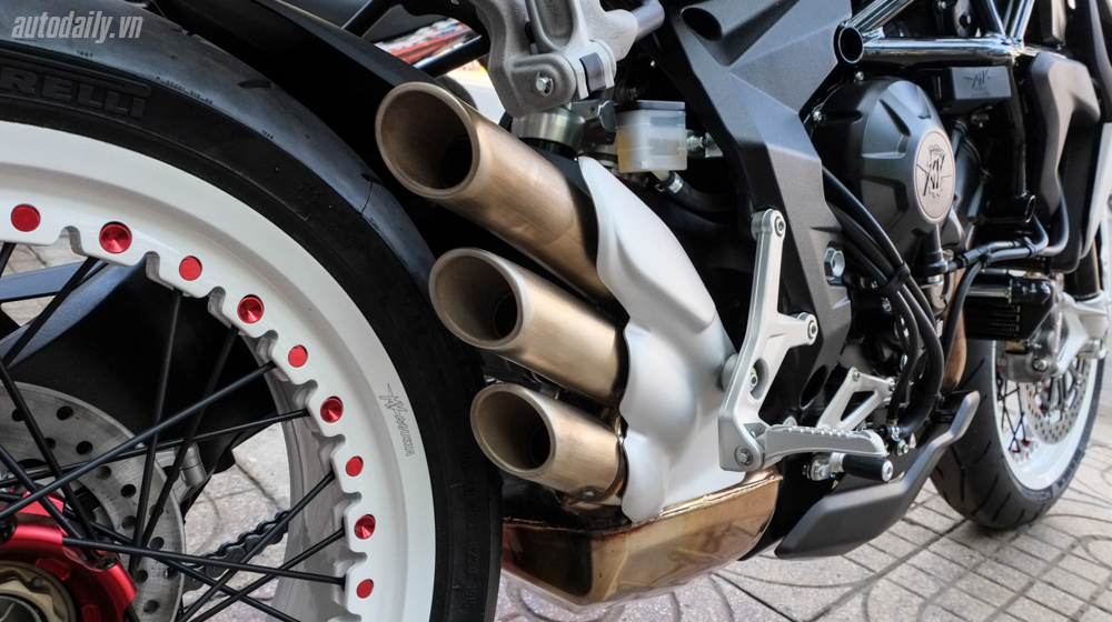 Xem chi tiết MV Agusta Dragster 800RR 2015 MV_Agusta_Dragster_800RR_2015 (12).jpg