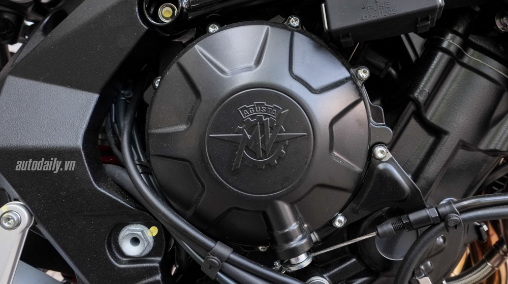 Xem chi tiết MV Agusta Dragster 800RR 2015 MV_Agusta_Dragster_800RR_2015 (8).jpg