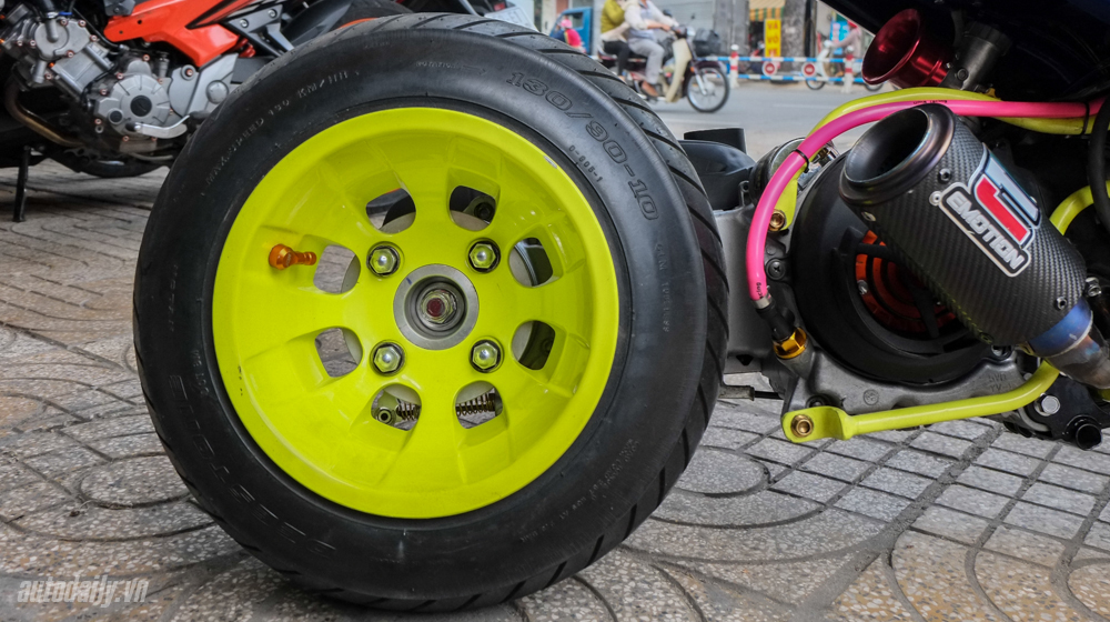 Ảnh chi tiết Yamaha Mio độ cực chất tại Sài Gòn Mio (11).jpg