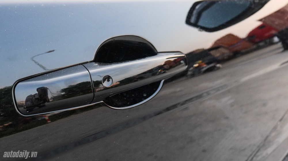 Cận cảnh Range Rover Evoque Kahn tại Việt Nam Range_Rover_Evoque_Kahn (16).jpg