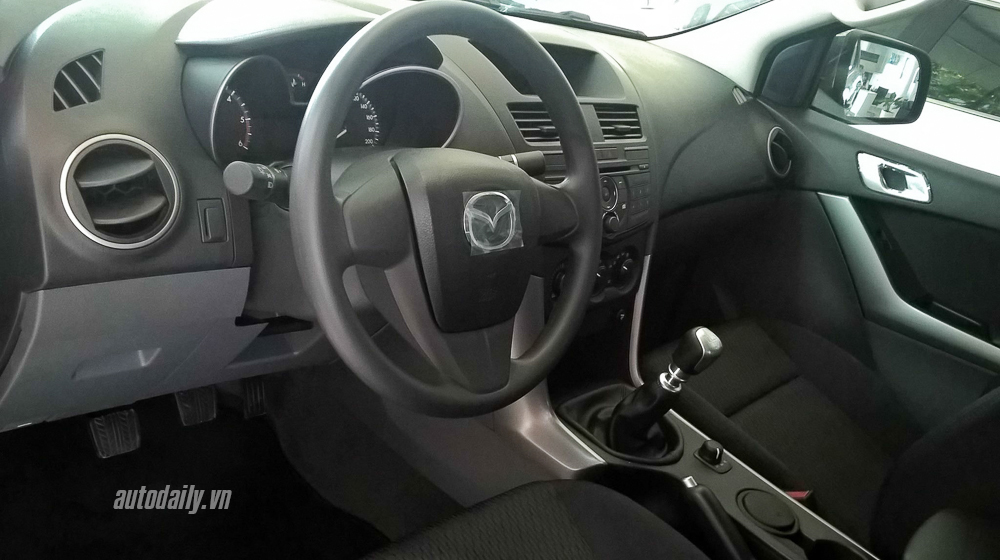 Mazda_BT50_2016%20(1).jpg