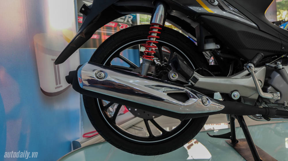 Ảnh chi tiết Suzuki Axelo 125 bản nâng cấp Suzuki_Axelo_2016 (10).jpg