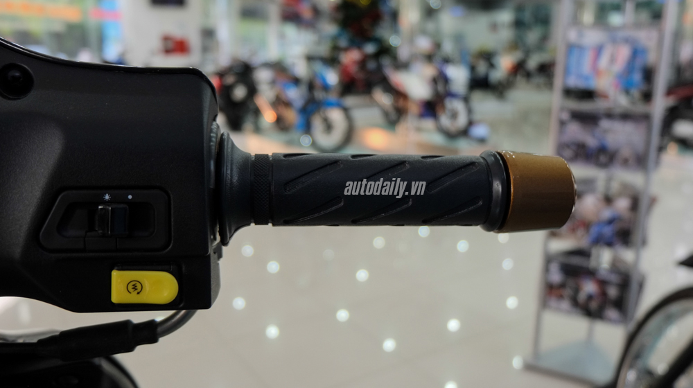 Ảnh chi tiết Suzuki Axelo 125 bản nâng cấp Suzuki_Axelo_2016 (16).jpg