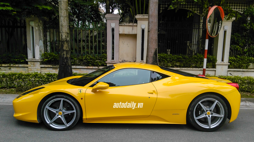 Ferrari%20F458%20italia%20(5).jpg