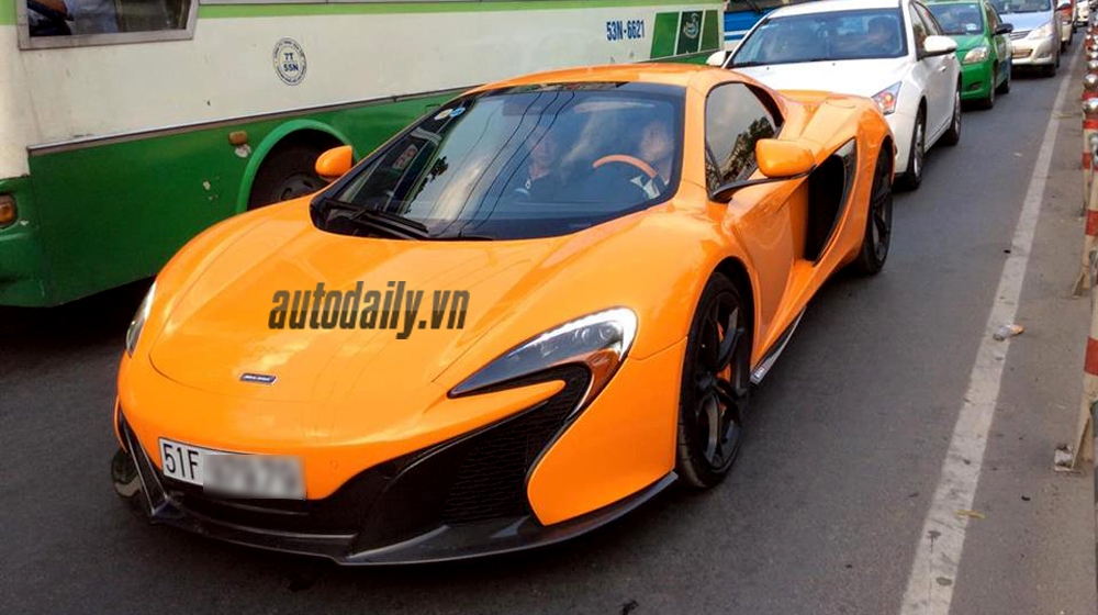 mclaren%20650S%20(3)%20copy.jpg