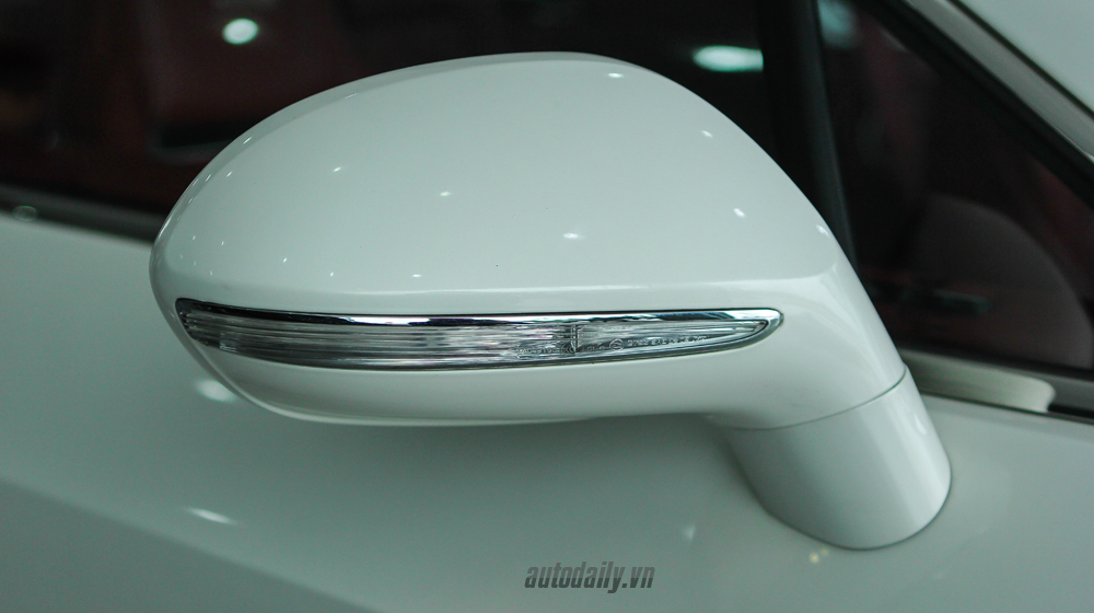 Bentley GTC 2012 (8).JPG