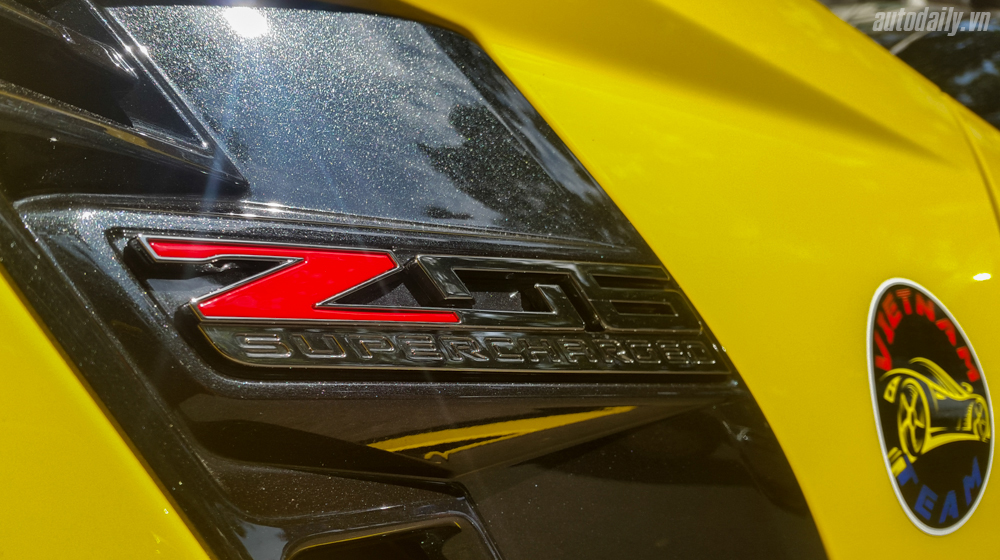 Chevrolet_C7_Z06%20(1).jpg