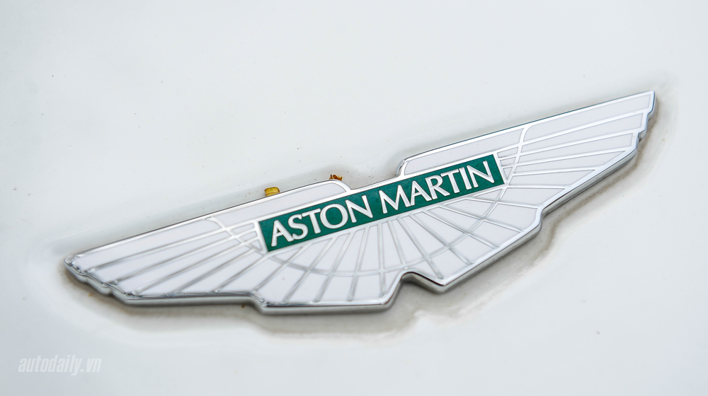 aston%20Martin%20%20(3).jpg