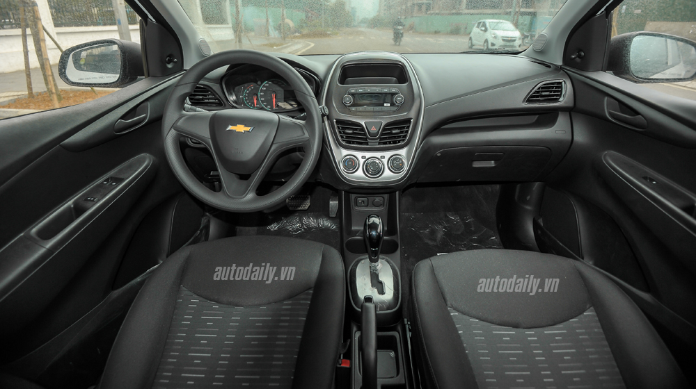 Chevrolet%20Spark%202016%20(4).JPG