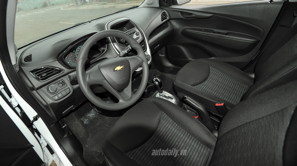 Chevrolet%20Spark%202016%20(18).jpg