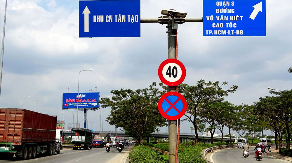 “Nhổ” hơn 1.600 biển hạn chế tốc độ dưới 50km/h